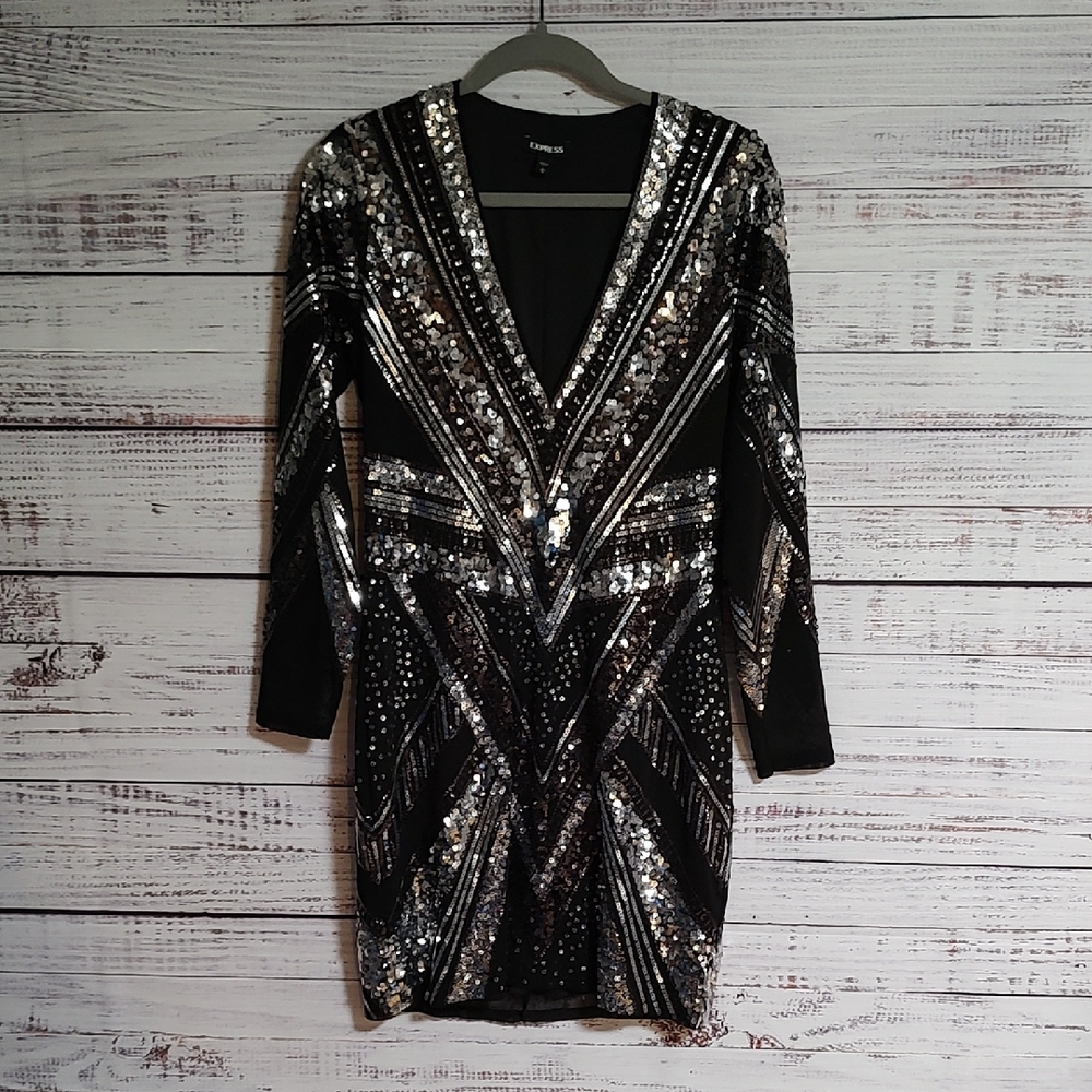 Express Sequin V Neck Long Sleeve Mini Dress Black Silver Large NWT Stretch